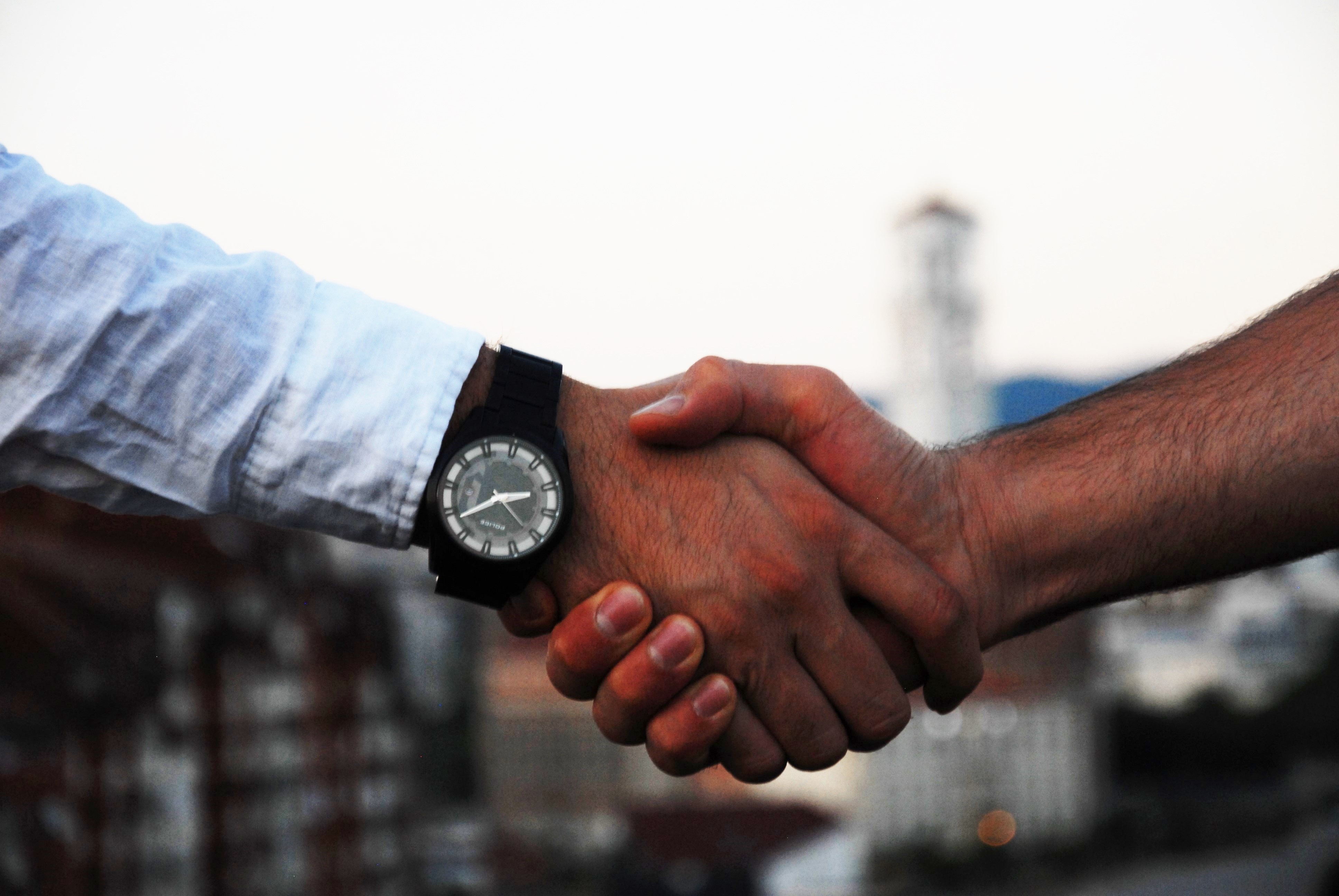 hand-man-person-growth-woman-building-583378-pxhere.com