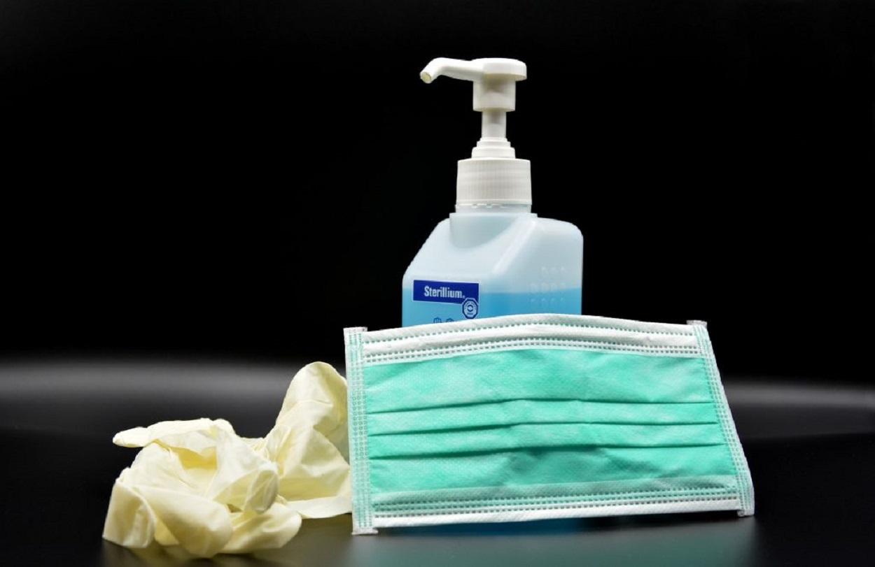 hand-disinfection-4954840_1920-1024x683